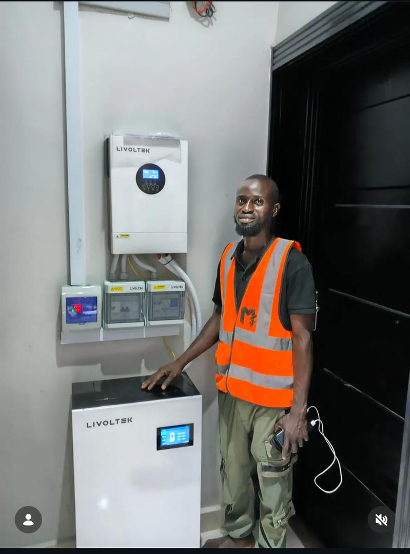 Hybrid Inverter Install — Livoltek hybrid system with lithium storage and monitoring.